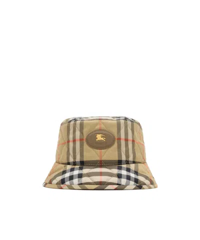 Burberry Quilted Horseshoe Bucket Hat In Multi