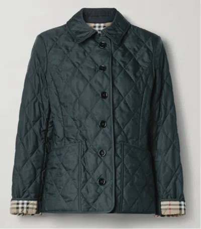 Pre-owned Burberry Quilted Shell Jacket Black Small