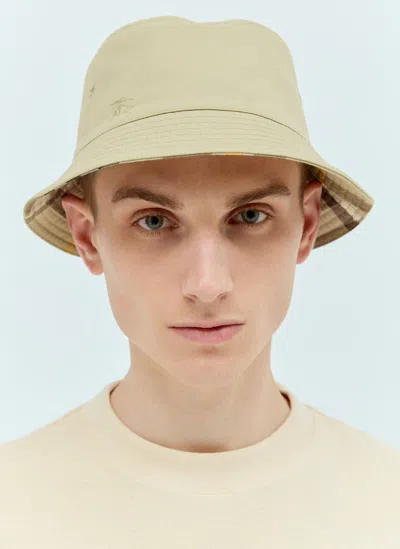 Burberry Reversible Bucket Hat In Beige