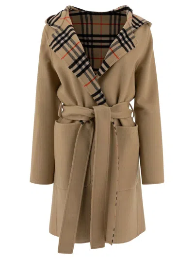 Burberry Reversible Car Coat In Check Wool In Beige