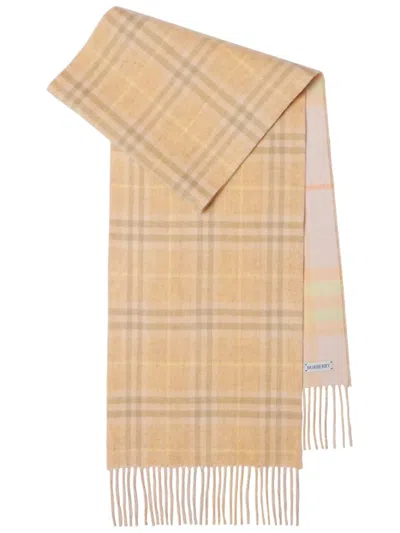 Burberry Reversible Checked Cashmere Scarf In Neutrals