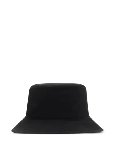 Burberry Reversible Gabardine Bucket Hat In Black