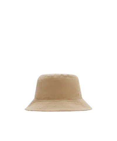 Burberry Reversible Gabardine Bucket Hat In Nude