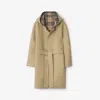 Burberry Reversible Hoodie Coat In Wool In Nude