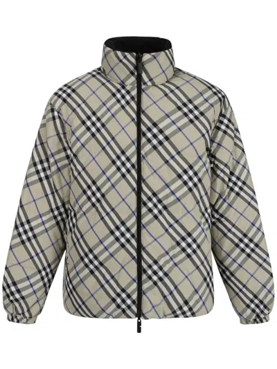Burberry Checked Reversible Hooded Jacket In Gray