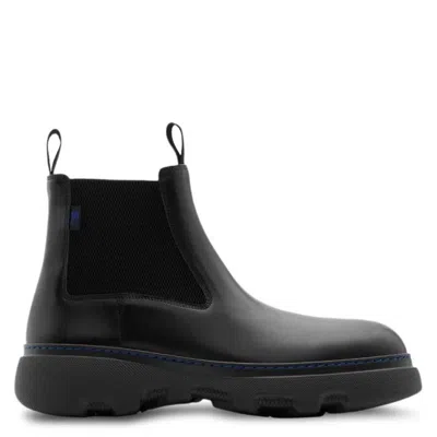 Burberry Round Toe Creeper Leather Boots In Black