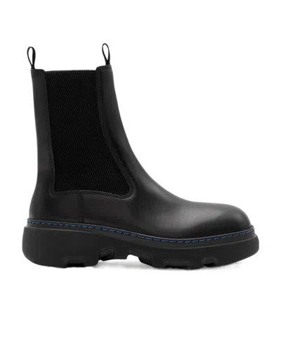 Burberry Round-toe Leather Boots In Black