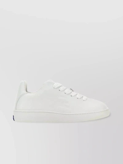 BURBERRY ROUND TOE LEATHER LOW-TOP SNEAKERS