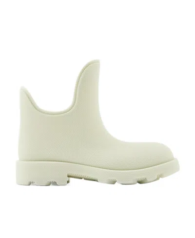 Burberry Round-toe Slip-on Boots In White
