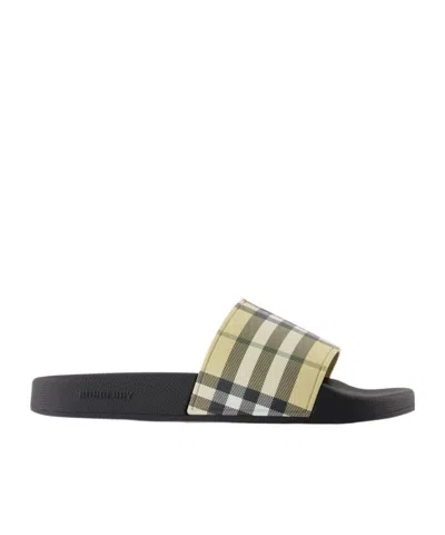 BURBERRY BURBERRY CHECKED SLIP-ON SLIPPERS