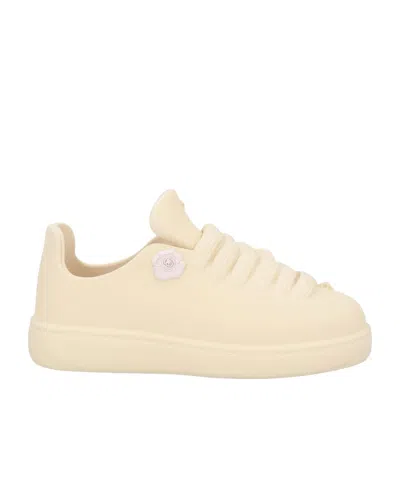 Burberry Round-toe Low-top Casual Shoes In Pink