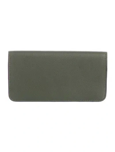 Pre-owned Burberry Rowe Leather Bifold Wallet In Green