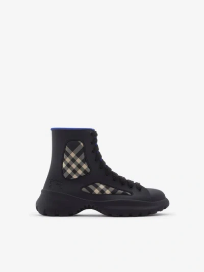 Burberry Rubber Boulder Boots In Black