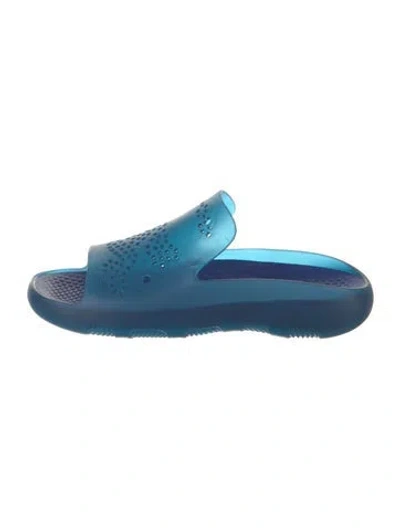 Pre-owned Burberry Rubber Cutout Accent Slides In Blue