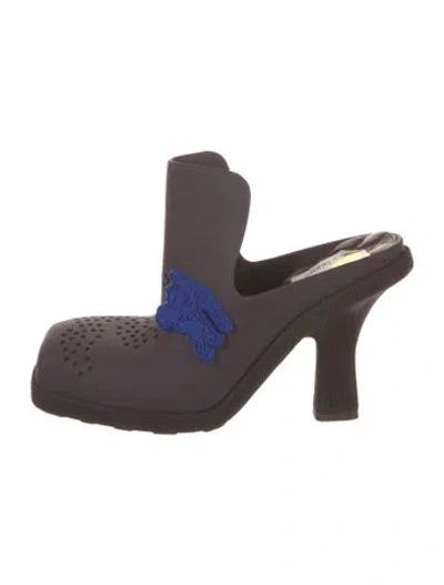 Pre-owned Burberry Rubber Lasercut Accents Mules In Burgundy