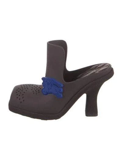 Pre-owned Burberry Rubber Mules In Burgundy