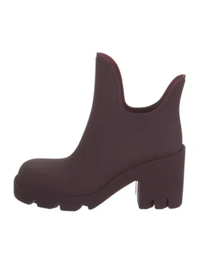 Pre-owned Burberry Rubber Rain Boots In Burgundy