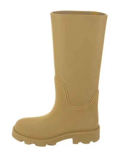 Pre-owned Burberry Rubber Rain Boots In Neutral