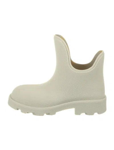 Pre-owned Burberry Rubber Rain Boots In Neutral
