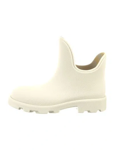 Pre-owned Burberry Rubber Rain Boots In Neutral