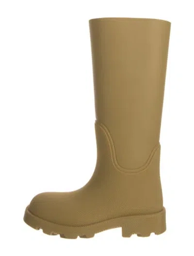 Pre-owned Burberry Rubber Rain Boots In Neutral