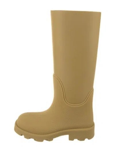 Pre-owned Burberry Rubber Rain Boots In Neutral