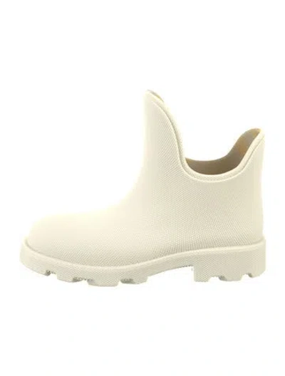 Pre-owned Burberry Rubber Rain Boots In Neutral