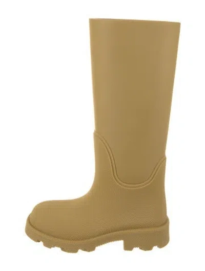 Pre-owned Burberry Rubber Rain Boots In Neutral