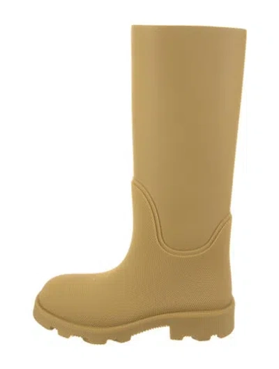 Pre-owned Burberry Rubber Rain Boots In Neutral