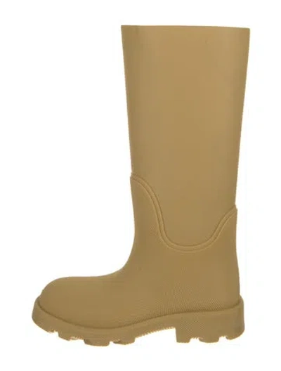 Pre-owned Burberry Rubber Rain Boots In Neutral