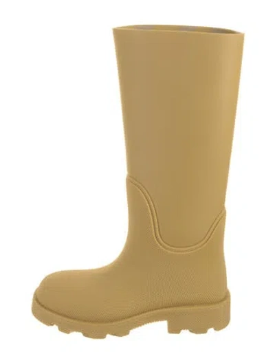 Pre-owned Burberry Rubber Rain Boots In Neutral