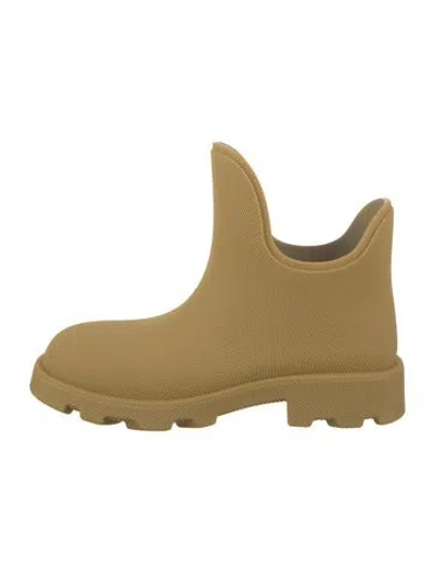Pre-owned Burberry Rubber Rain Boots In Neutral