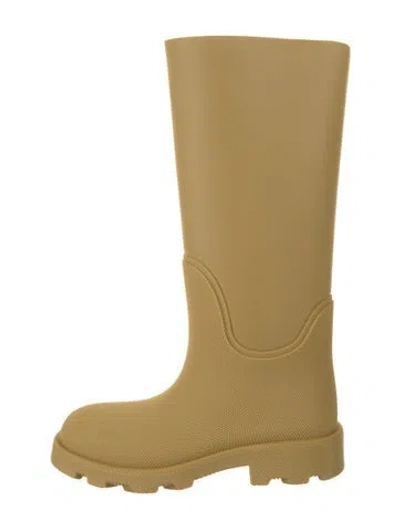 Pre-owned Burberry Rubber Rain Boots In Neutral
