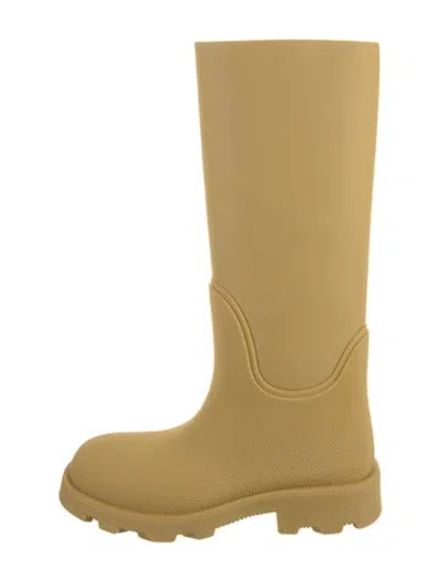 Pre-owned Burberry Rubber Rain Boots In Neutral