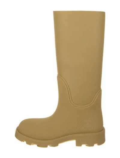 Pre-owned Burberry Rubber Rain Boots In Neutral