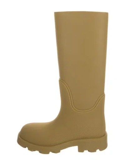 Pre-owned Burberry Rubber Rain Boots In Neutral