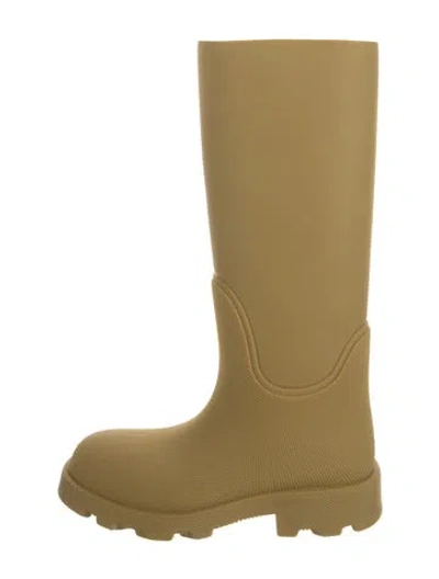 Pre-owned Burberry Rubber Rain Boots In Neutral