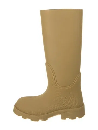 Pre-owned Burberry Rubber Rain Boots In Neutral