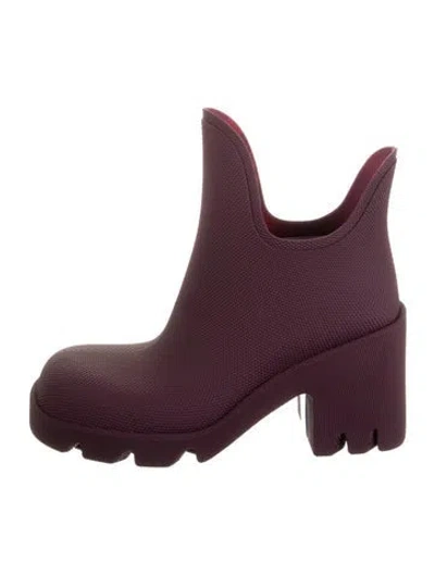 Pre-owned Burberry Rubber Rain Boots In Purple