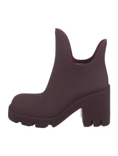 Pre-owned Burberry Rubber Rain Boots In Purple