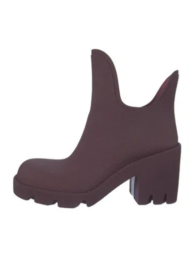 Pre-owned Burberry Rubber Rain Boots In Purple