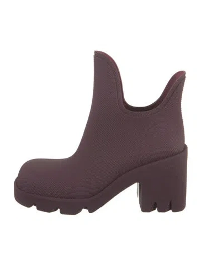 Pre-owned Burberry Rubber Rain Boots In Purple