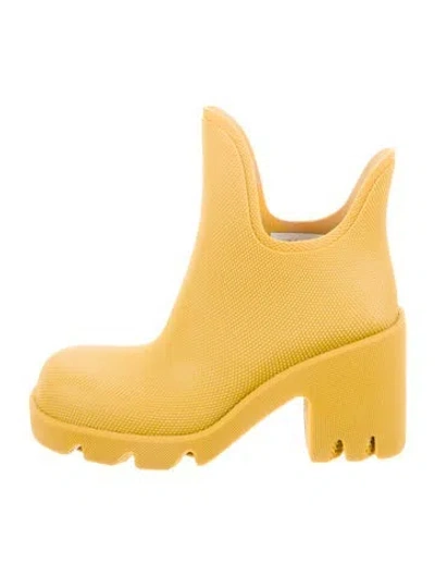 Pre-owned Burberry Rubber Rain Boots W/ Tags In Neutral