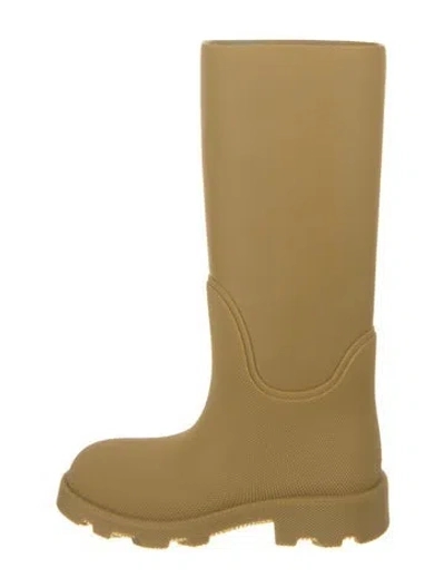 Pre-owned Burberry Rubber Rain Boots W/ Tags In Neutral
