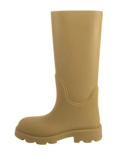 Pre-owned Burberry Rubber Rain Boots In Yellow