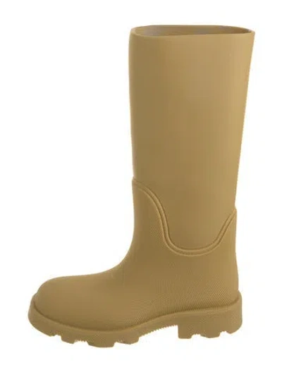 Pre-owned Burberry Rubber Rain Boots In Yellow