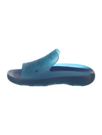 Pre-owned Burberry Rubber Slides In Blue
