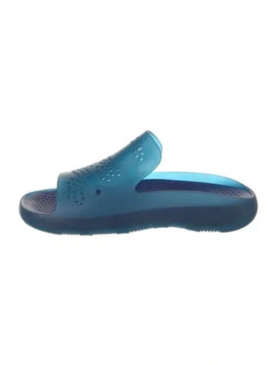 Pre-owned Burberry Rubber Slides In Blue