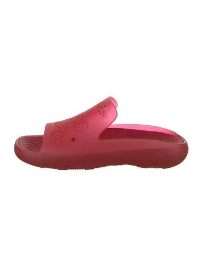 Pre-owned Burberry Rubber Slides In Red