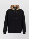 Burberry Relaxed Fit Black Hoodie With Checkered Hood Lining In Black